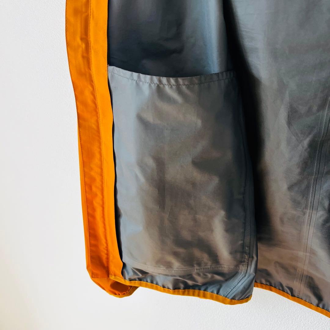 【新品未使用】Herno マウンテンパーカー　サイズ46 GORE-TEX