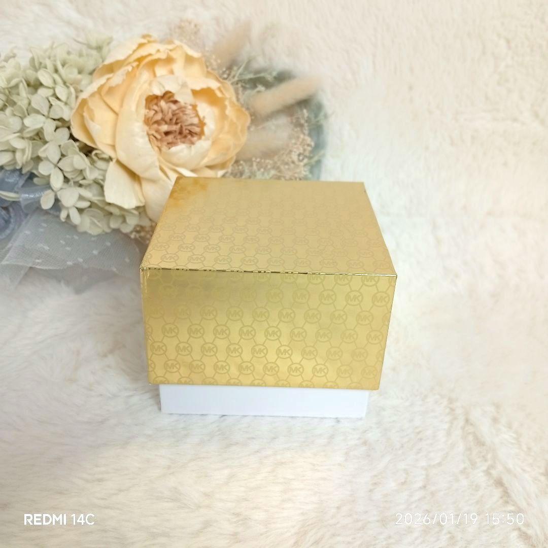 【MICHAEL KORS】ゴールドロゴデザイン ブレスレット＆ピアスセット