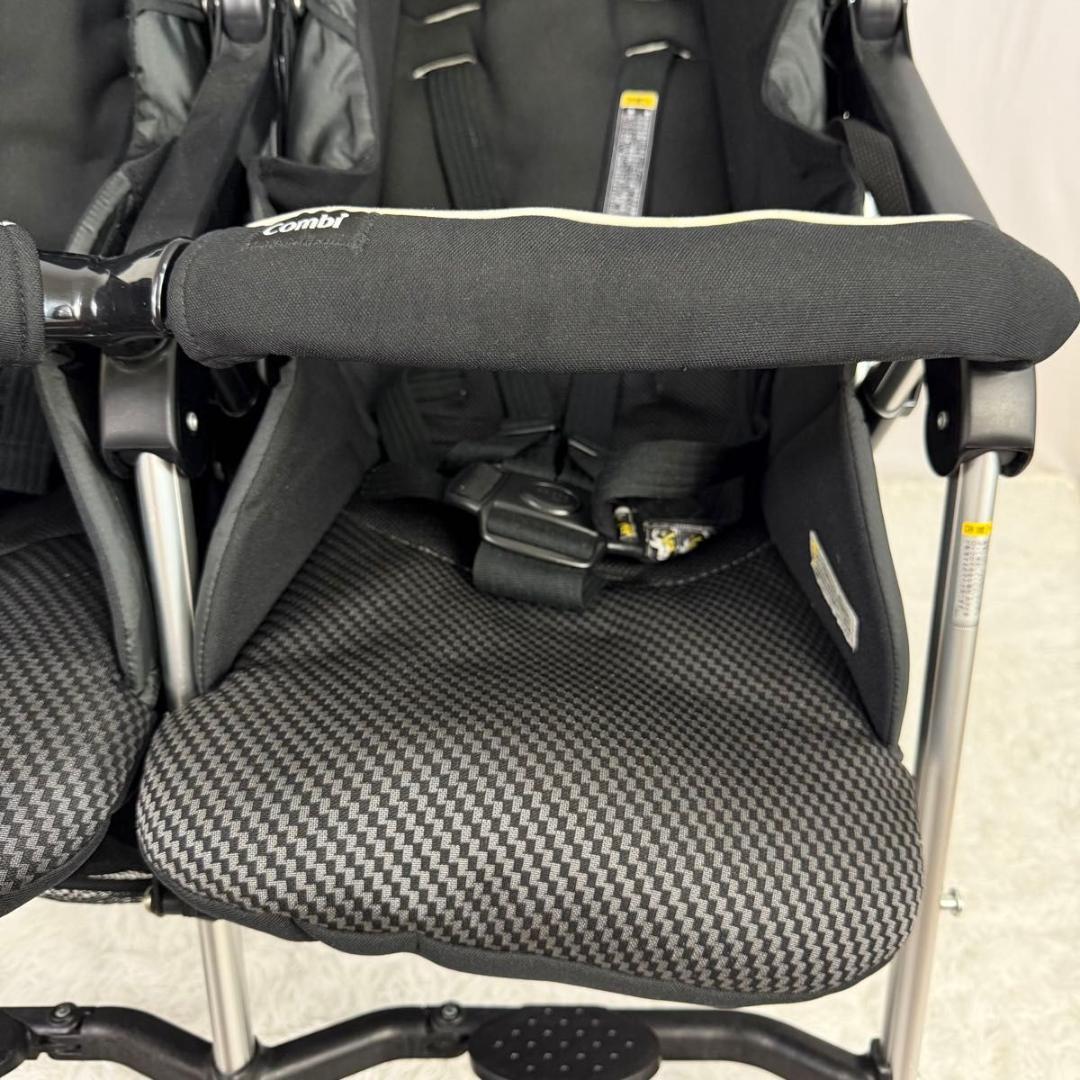 【美品】Combi コンビ　2人乗り　ツインスピン　双子 ベビーカー 62-2