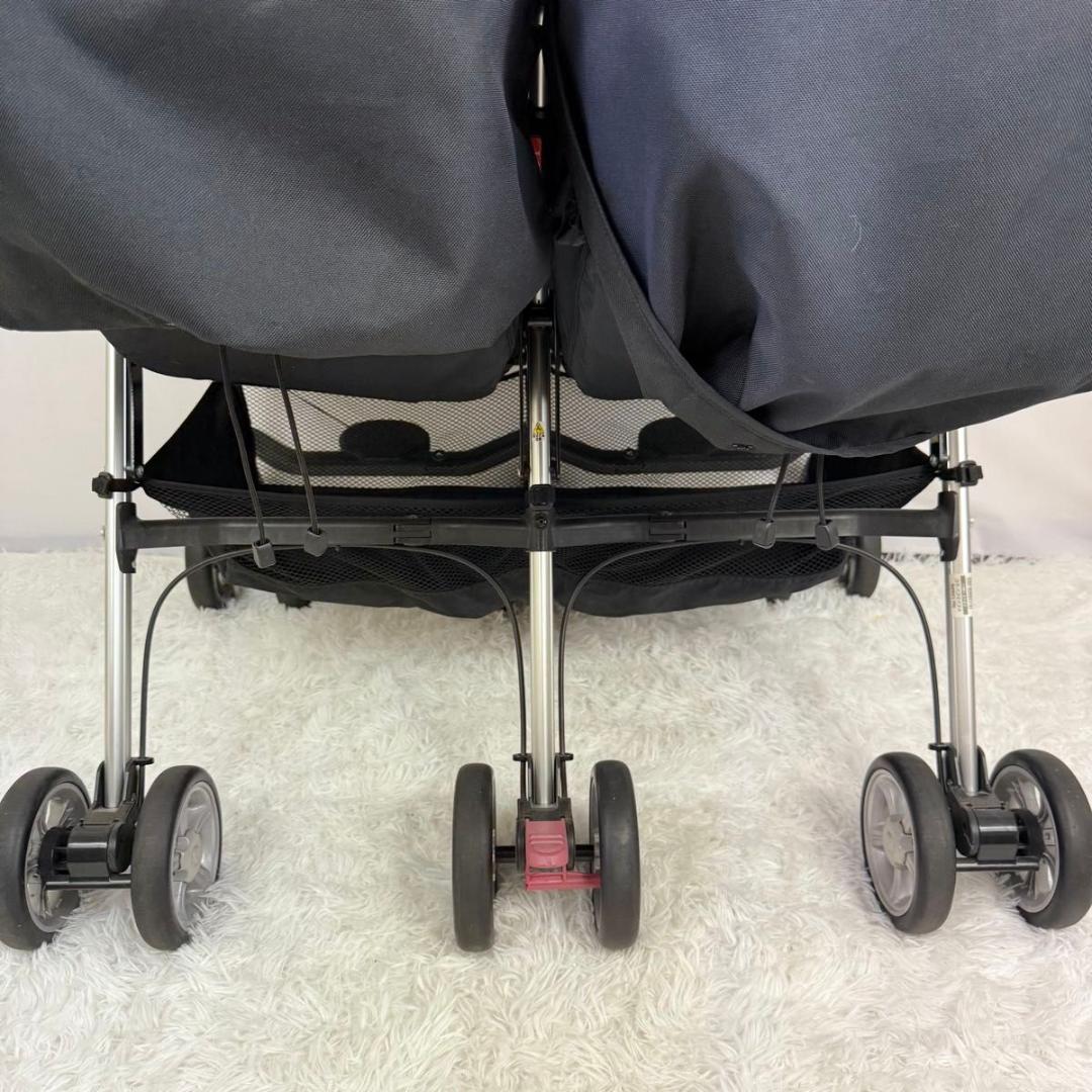 【美品】Combi コンビ　2人乗り　ツインスピン　双子 ベビーカー 62-2