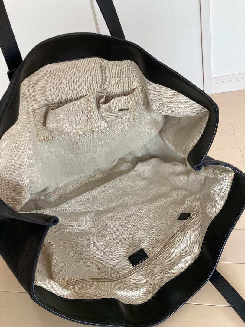 ☆GUCCI☆ 大型トートバック　GG柄　ブラック　キャンパスレザー