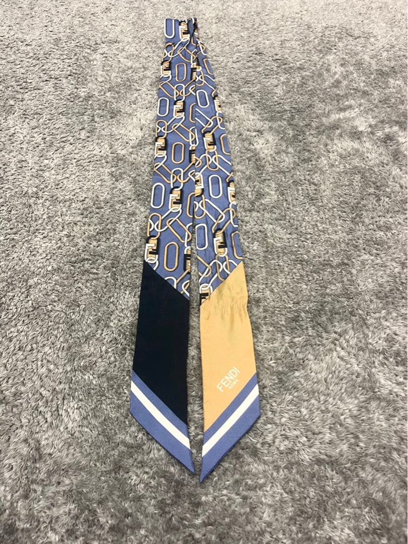 FENDI フェンディ ラッピー リボンスカーフ FF柄 チェーン柄
