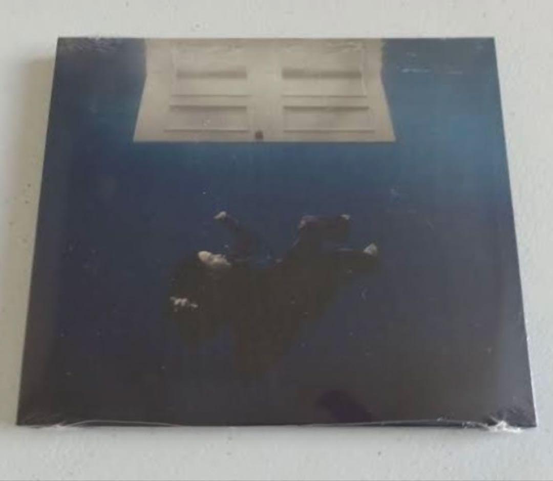 洋楽 billie eilish hit hard me and soft