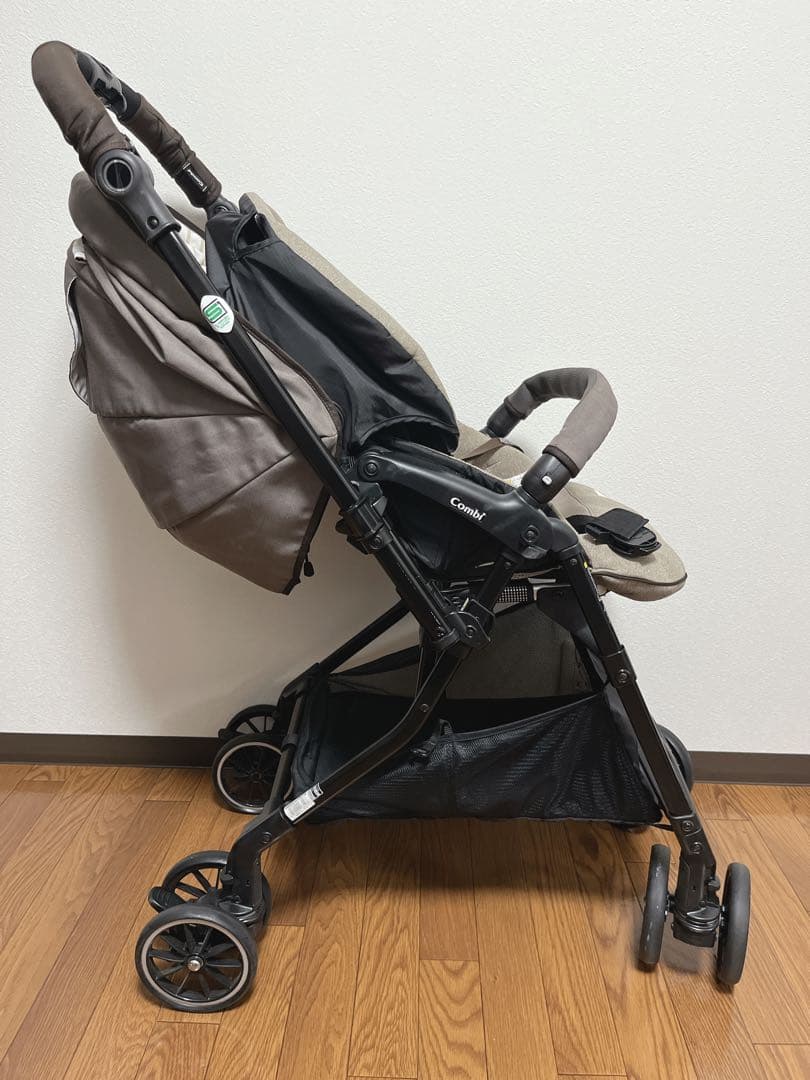 【極美品】コンビ スゴカルα4キャスcompact エッグショック⭐︎