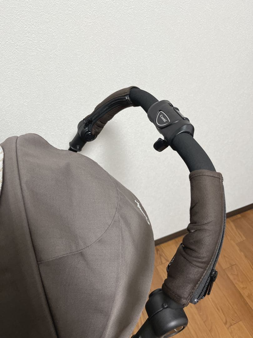 【極美品】コンビ スゴカルα4キャスcompact エッグショック⭐︎