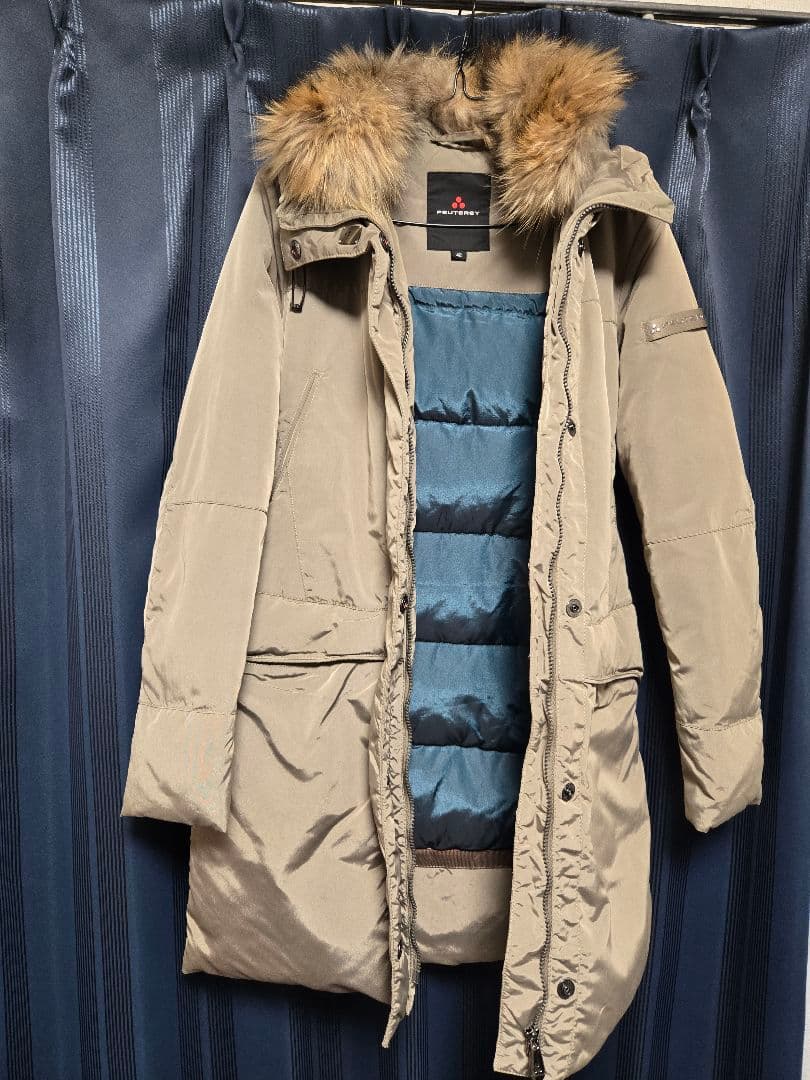 PEUTEREYベージュダウンジャケット ファー付き サイズ42（L）