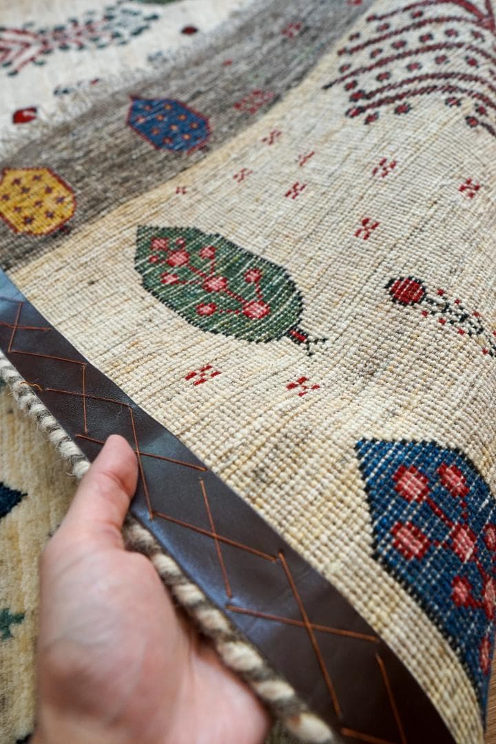 ペルシャ絨毯 手織りギャッベ アマレ族 ギャベ