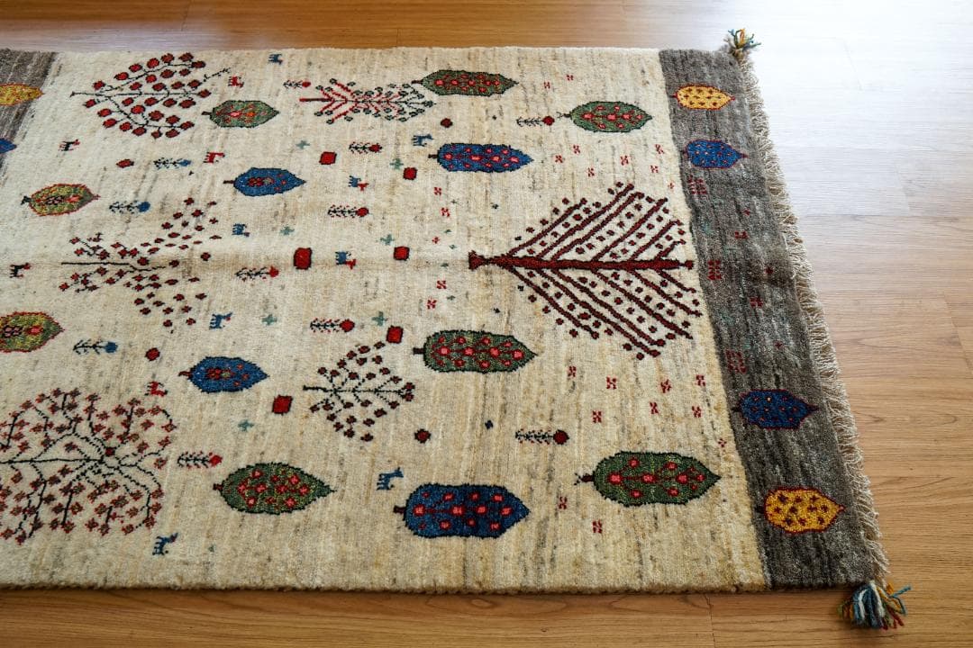 ペルシャ絨毯 手織りギャッベ アマレ族 ギャベ