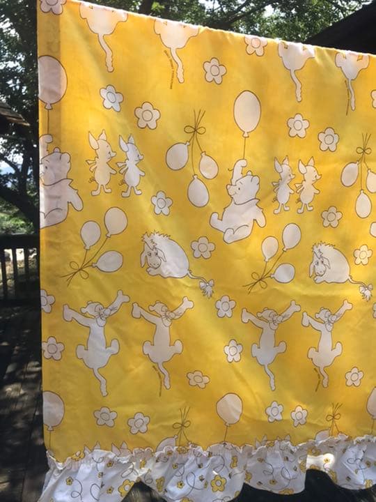 クマのプーさん カーテン 2枚 イエロー アメリカンヴィンテージ