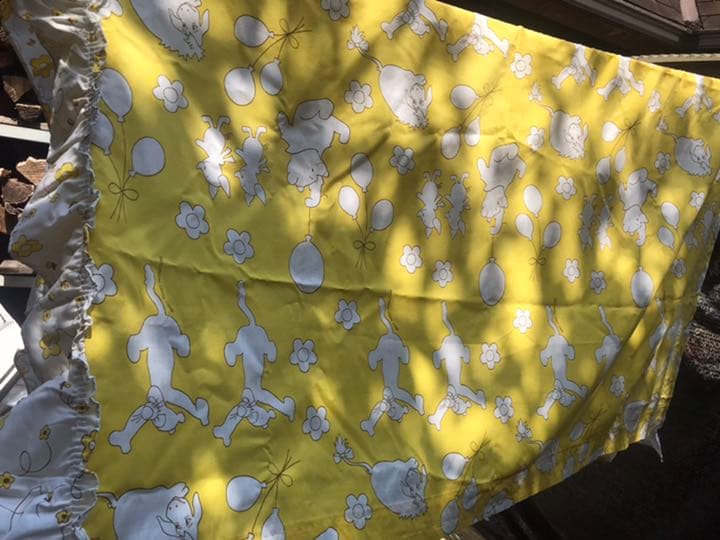 クマのプーさん カーテン 2枚 イエロー アメリカンヴィンテージ