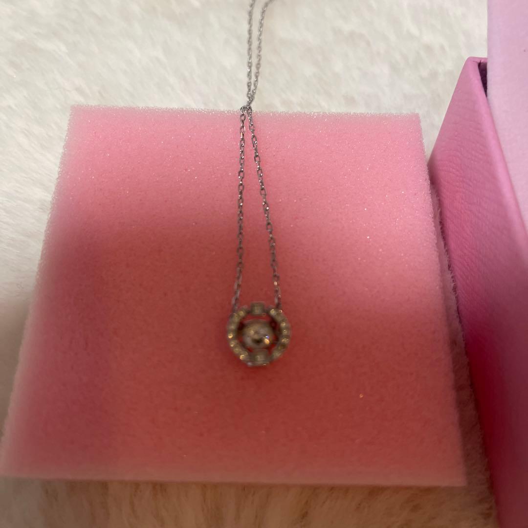 SWAROVSKI　Sparkling Dance Round イヤリング