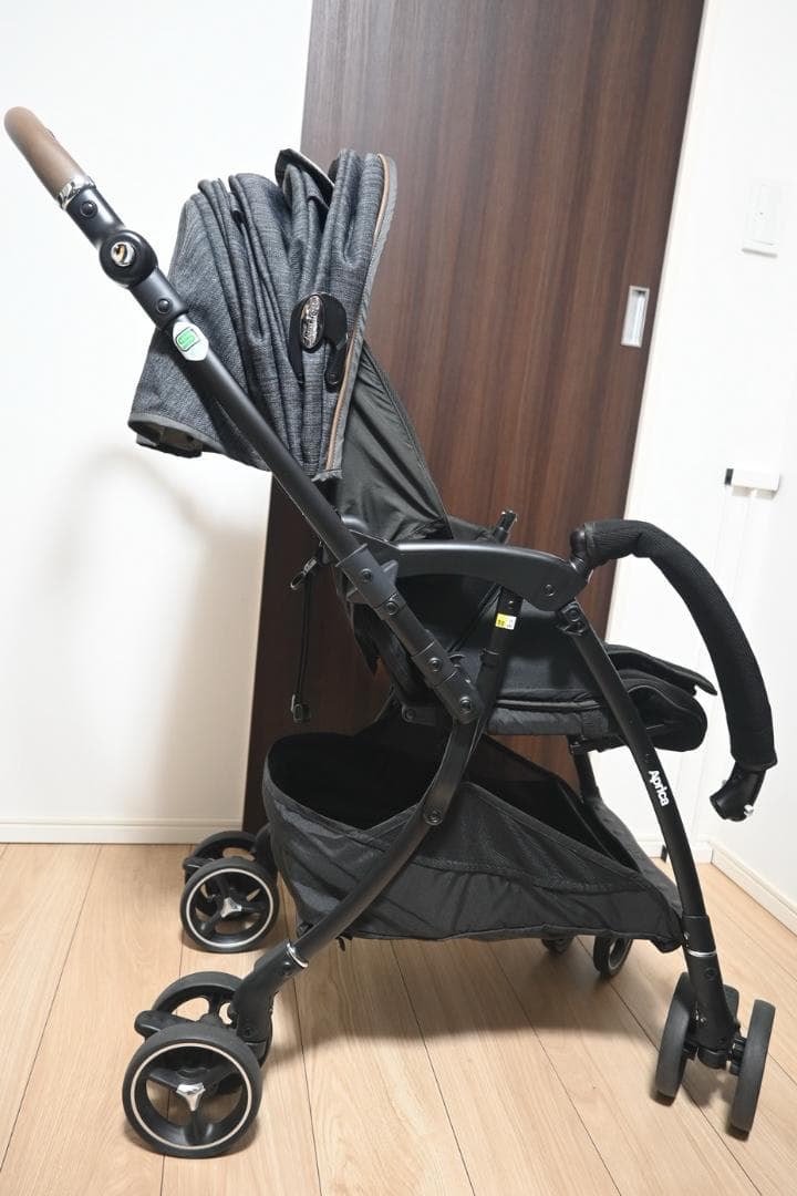 美品 ラクーナビッテクッション グレー 2023年モデル Aprica