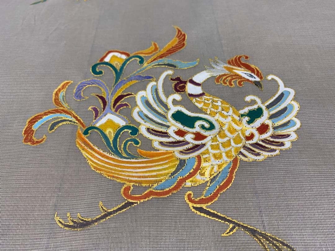 正倉院柄見本の布　　正絹硬め紗