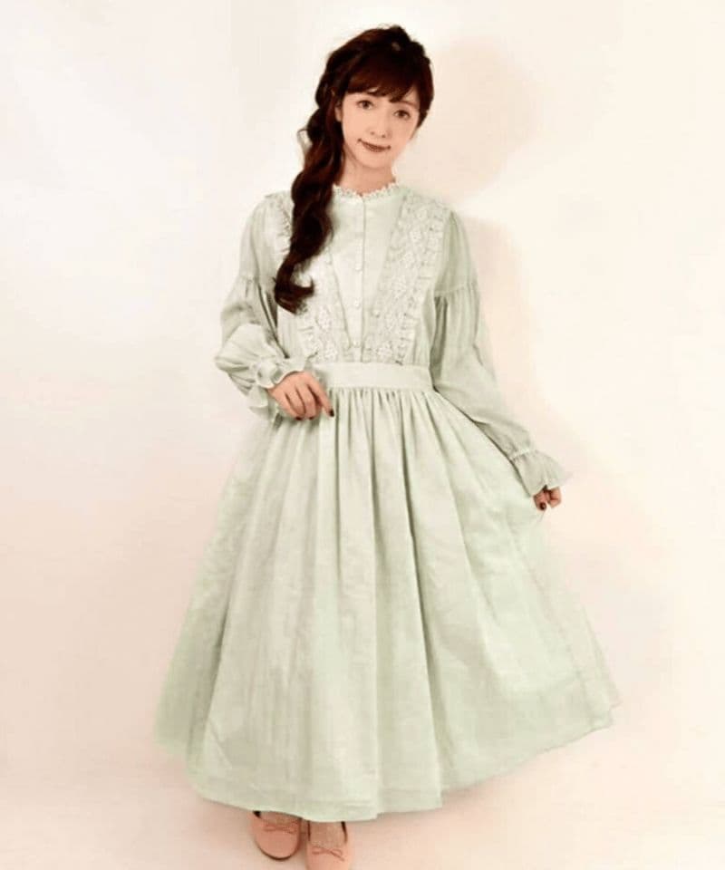 ベルラネルオスオリカ バラトーションレース付きワンピース