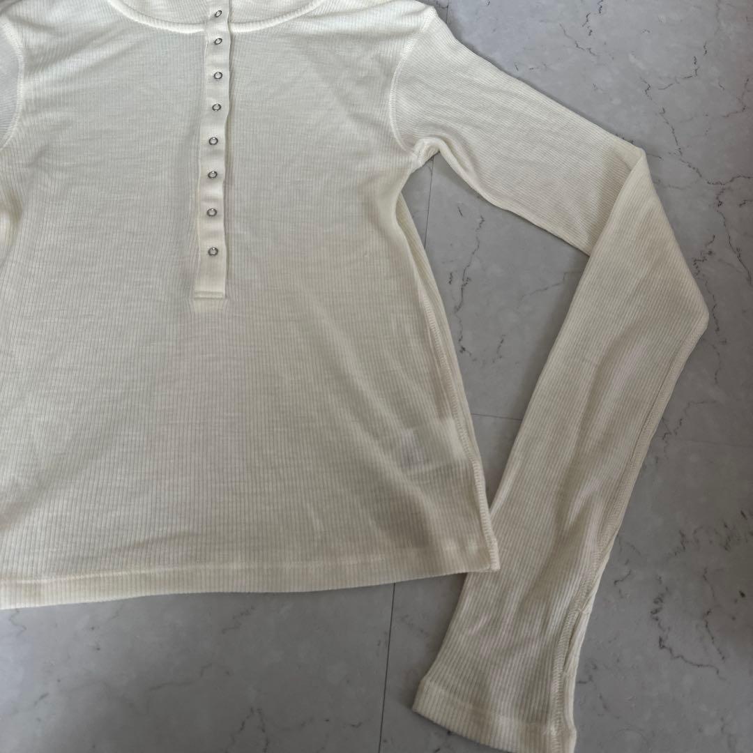 clane WOOL RIB HOODED TIGHT TOPS アイボリー 1