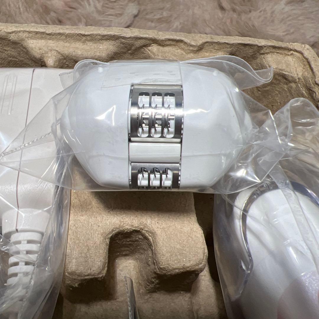 新品パナソニック脱毛器 ソイエ ボディ用 ピンク ES-WS33-P