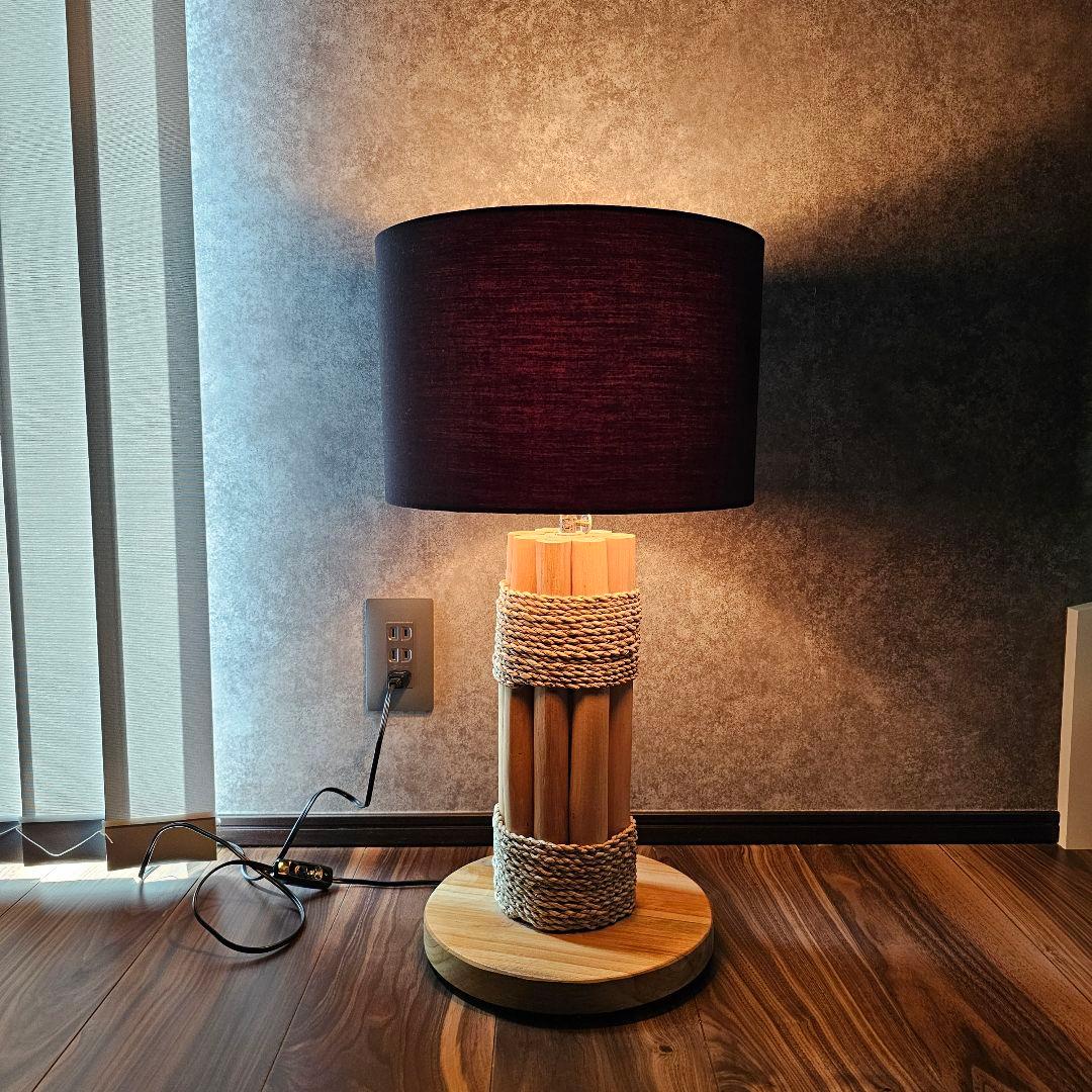 木製フロアスタンドランプ ロープ装飾付き