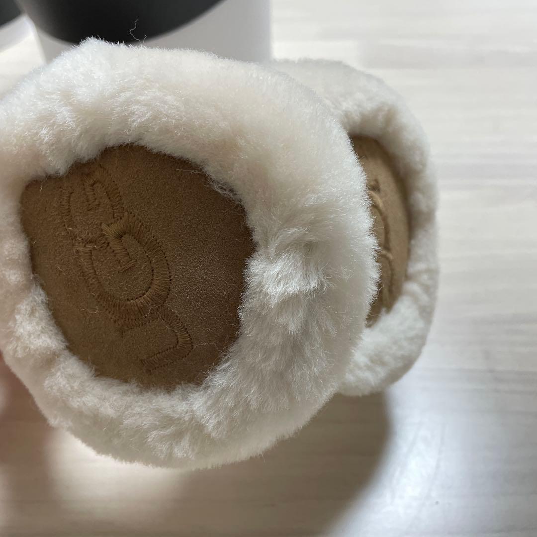 【新品未使用】UGG 2025 イヤマフ チェスナット 都内直営店購入 人気