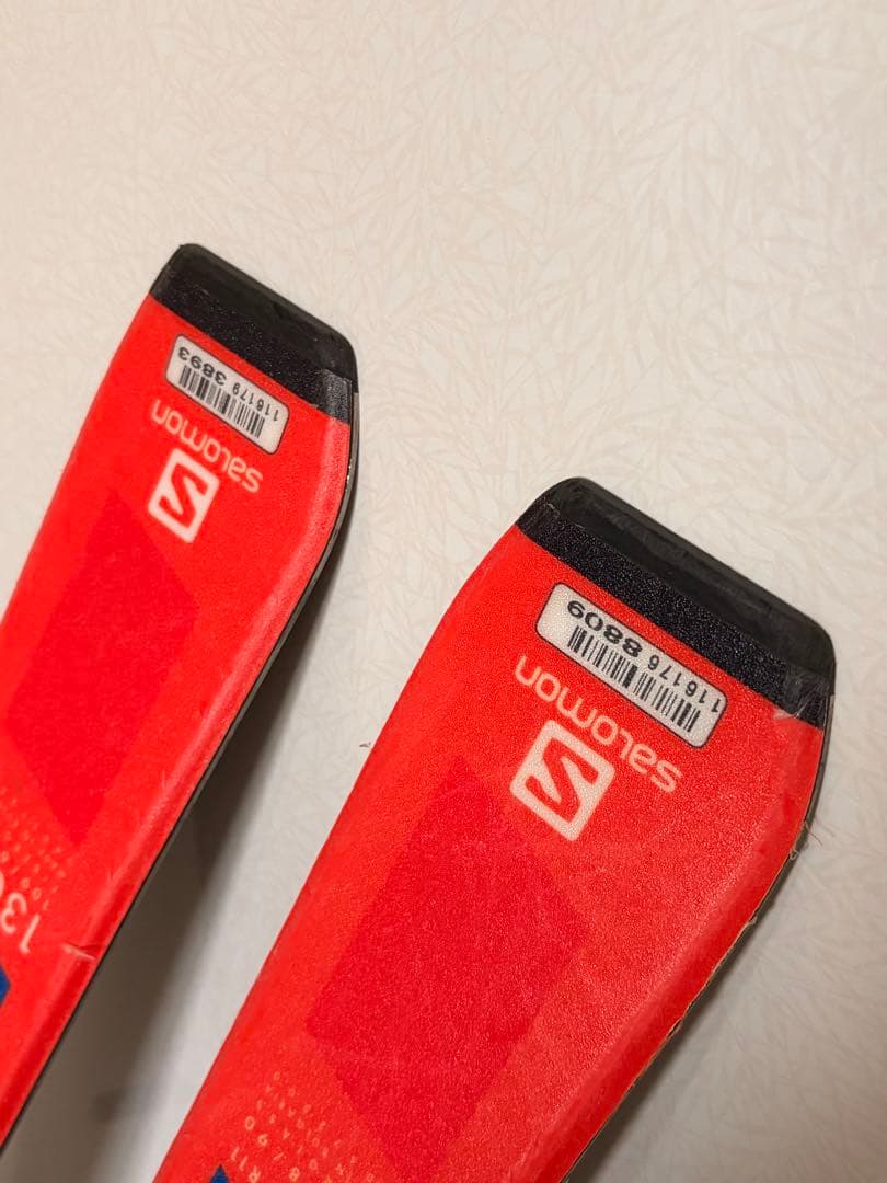 スキー学習 Salomonスキー板130とストック95セット　サロモンジュニア
