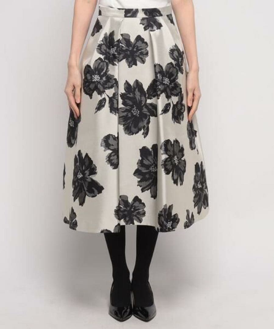 【新品未使用タグ付】allureville ラメフラワージャガードスカート