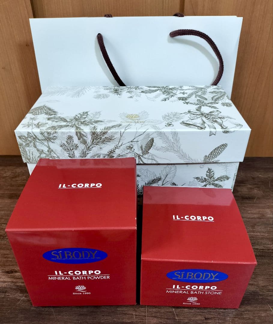 新品未使用 IL-CORPO ミネラルバスストーン&バスパウダー 箱 袋あり
