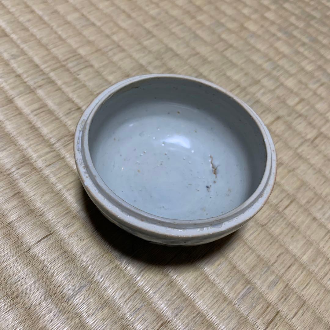 青花唐草蓋物　明時代中期