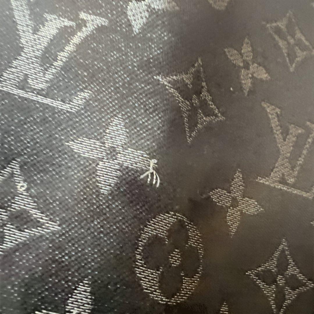 ルイヴィトン　ショール・モノグラム シャイン　黒シルバー　リバーシブル