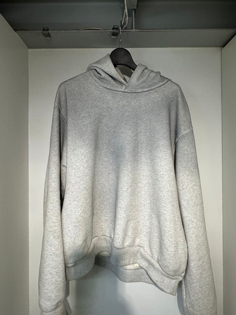 トップス Acne Studios LOGOHOODIE