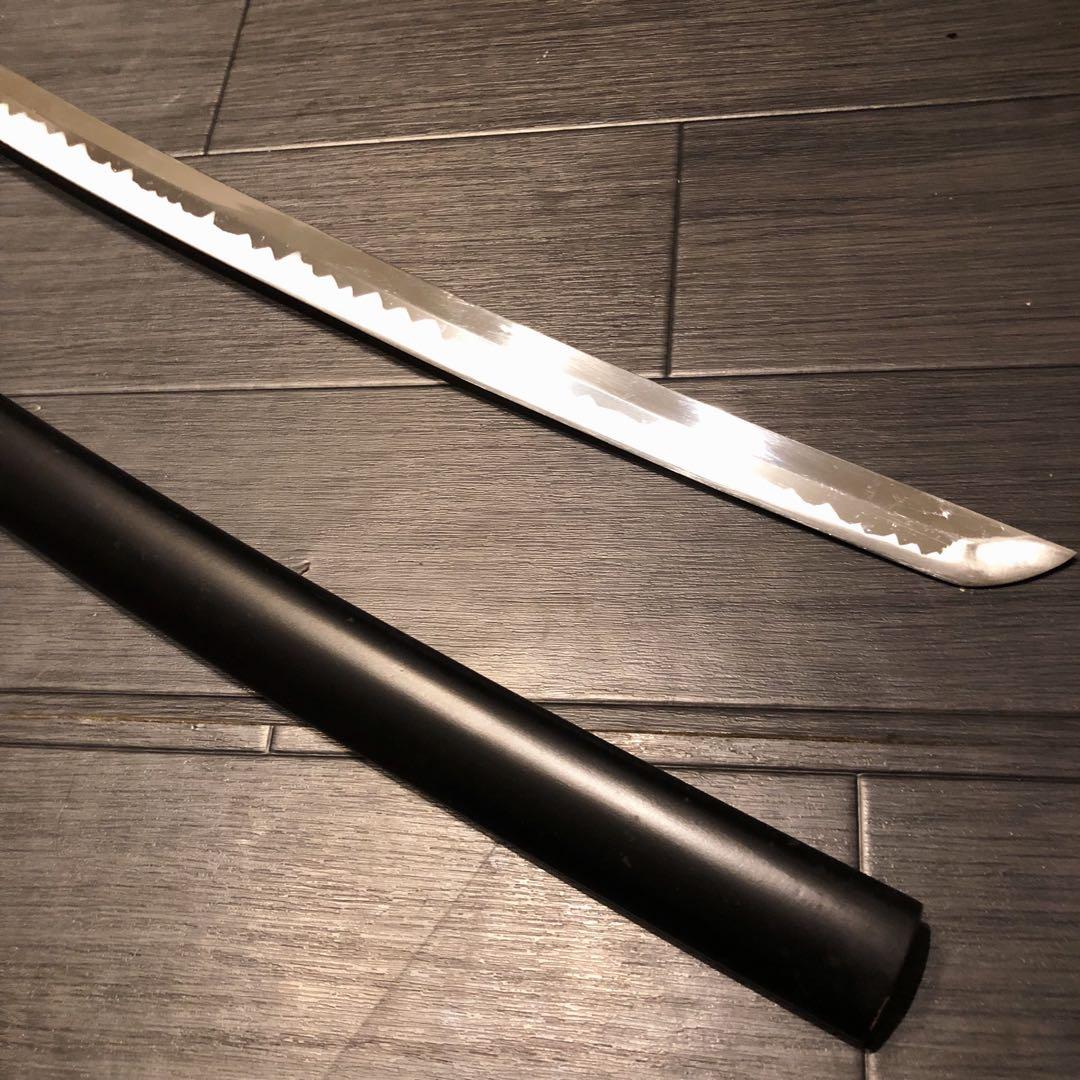 高級模造刀　居合刀　優波紋　黒拵え　太刀