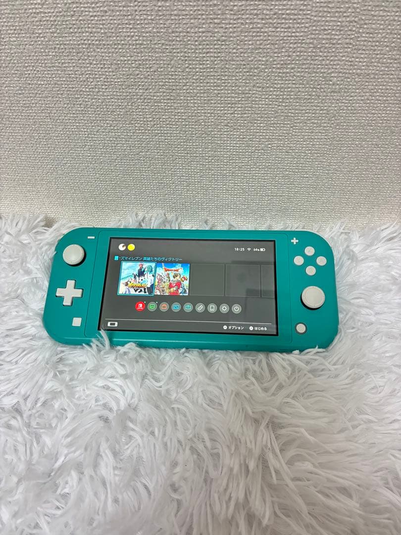 任天堂　Switch ライト⭐️＋でイナvつけれます