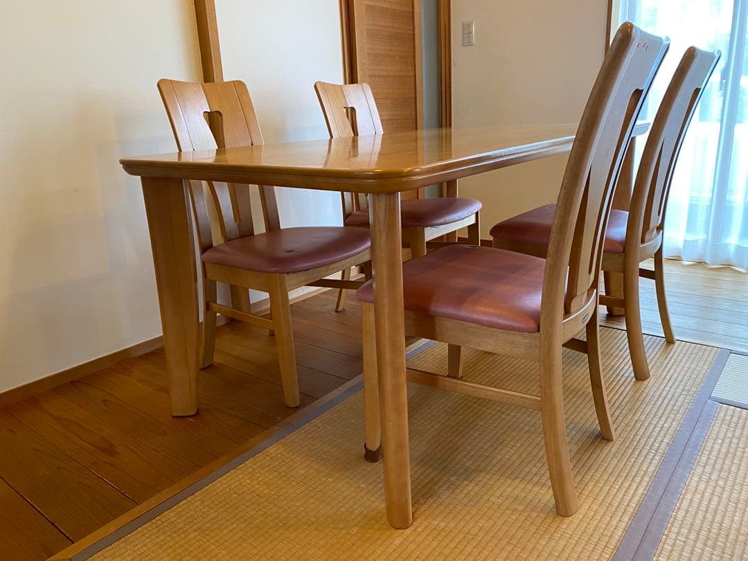 カリモクkarimoku木製ダイニングテーブルと椅子4脚セット
