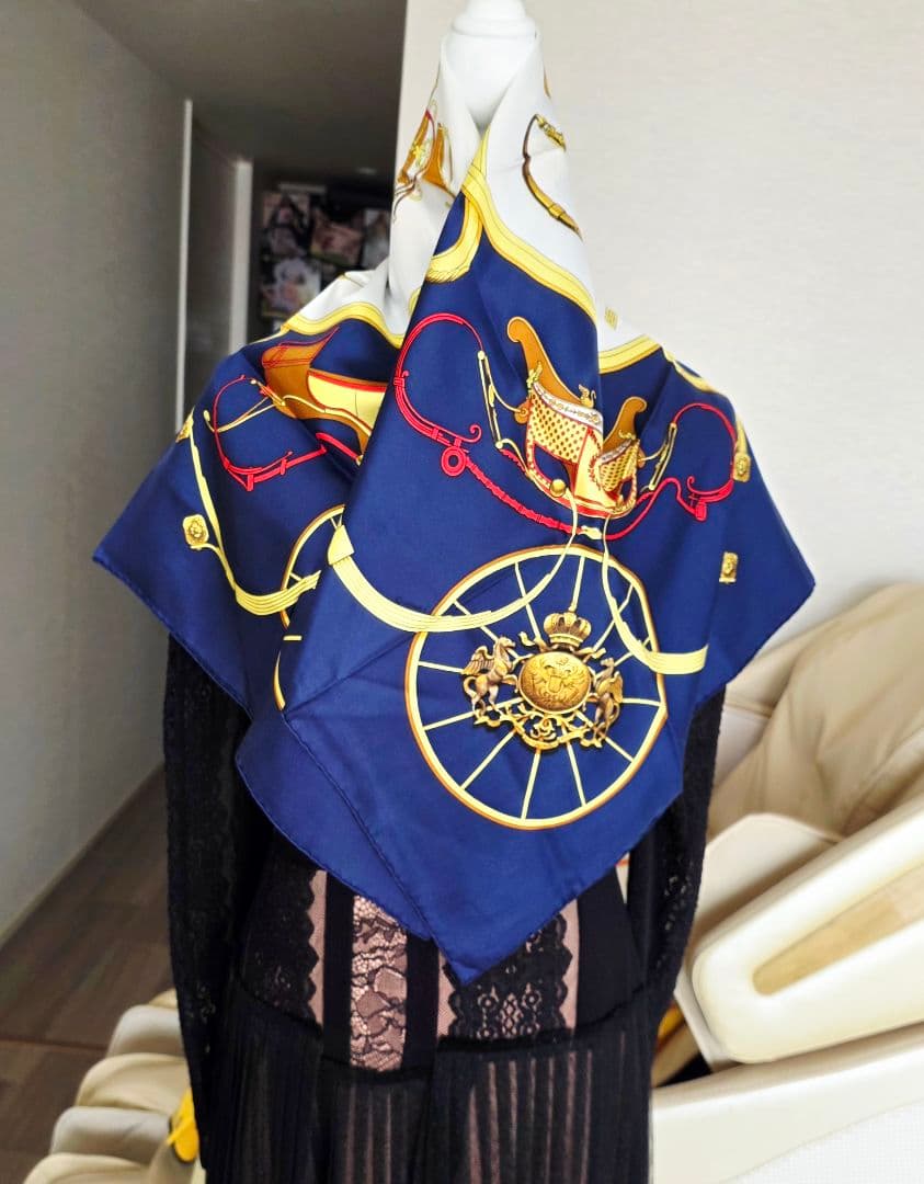 未使用 HERMES SPRINGS ネイビースカーフ カレ90