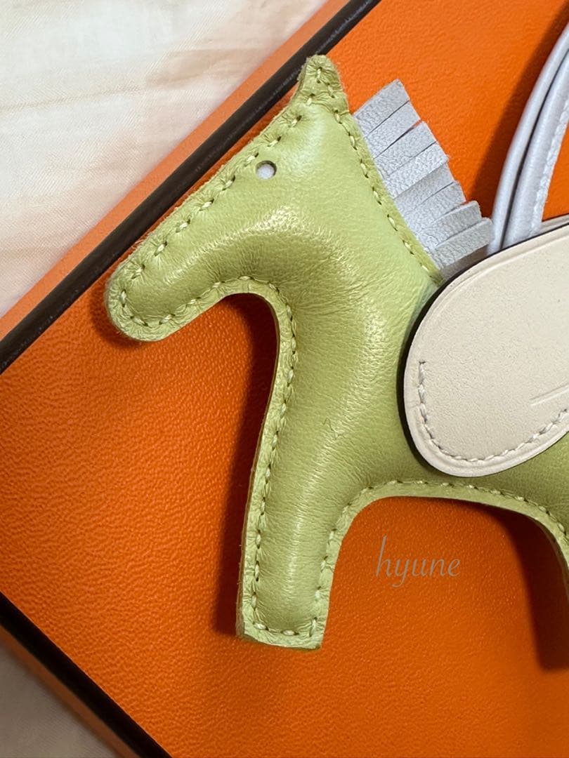 HERMES ロデオチャーム ペガサス PM