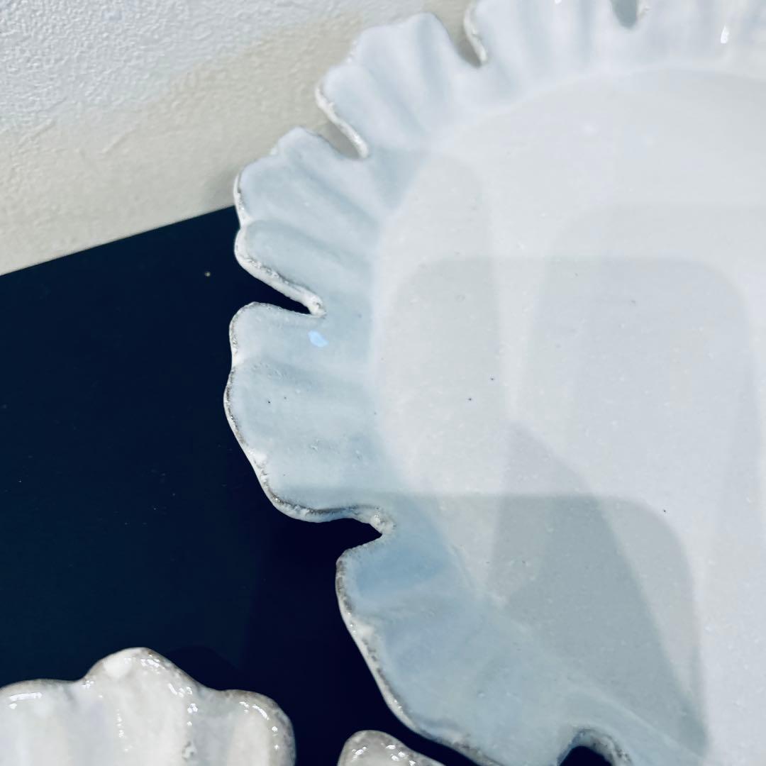 アスティエ　Chou 13 Petals ディナープレート 24cm 2枚