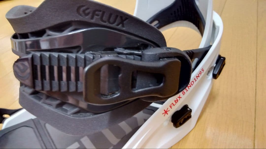 FLUX　ビンディング　XF　Mサイズ