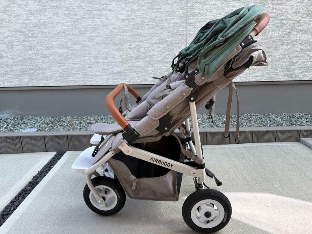 【週末限定値下げ】エアバギー ココダブル グリーン