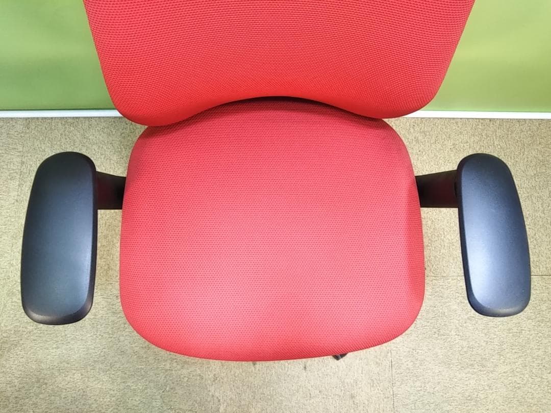 zv　オカムラ　シルフィーチェア　前傾機能　ハイバック　クッションタイプ 中古