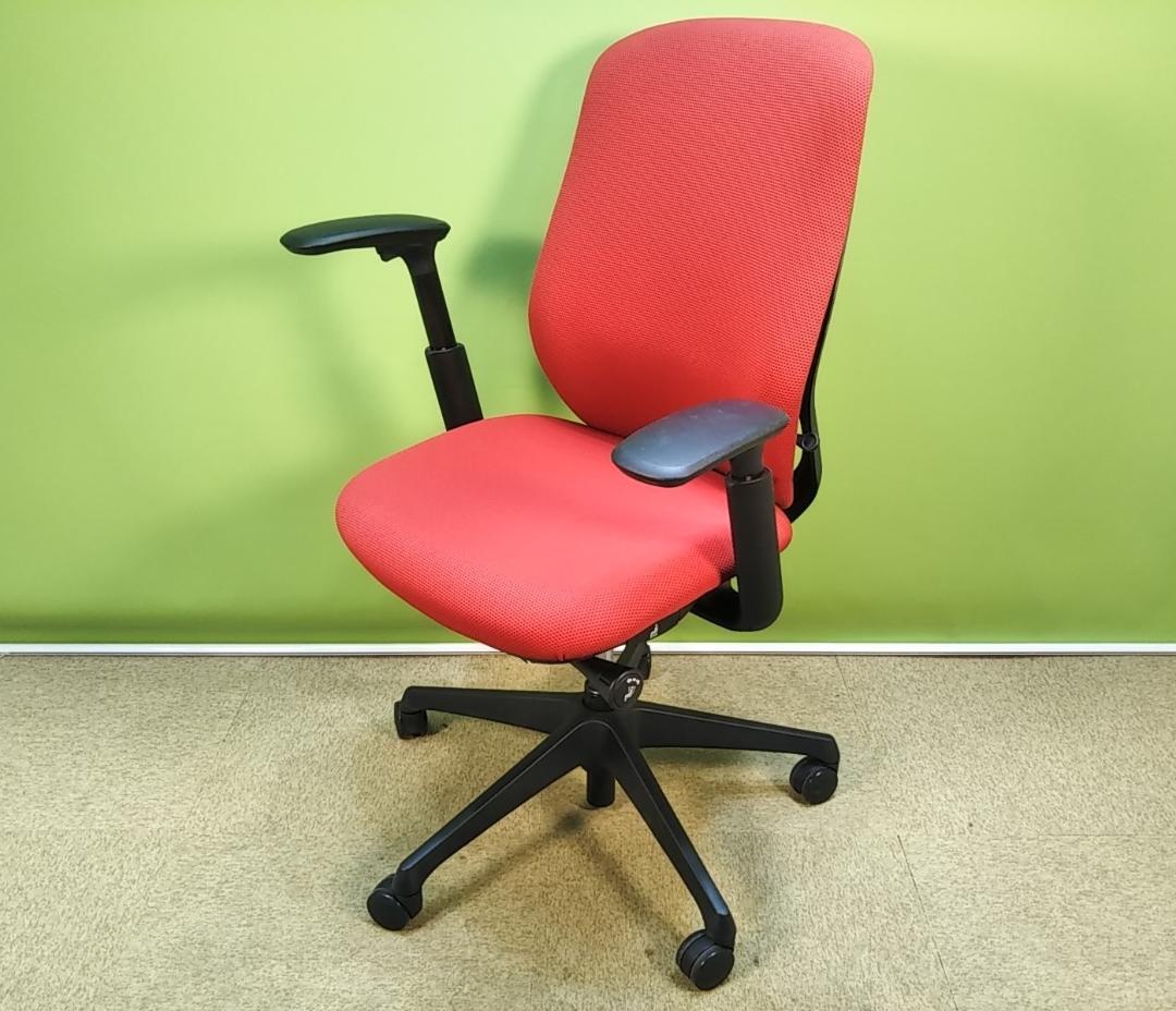 zv　オカムラ　シルフィーチェア　前傾機能　ハイバック　クッションタイプ 中古