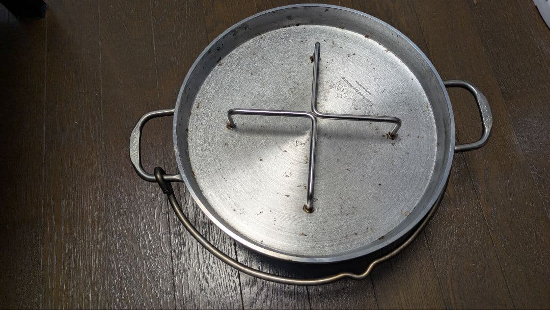 SOTO ダッチオーブン 10インチ？