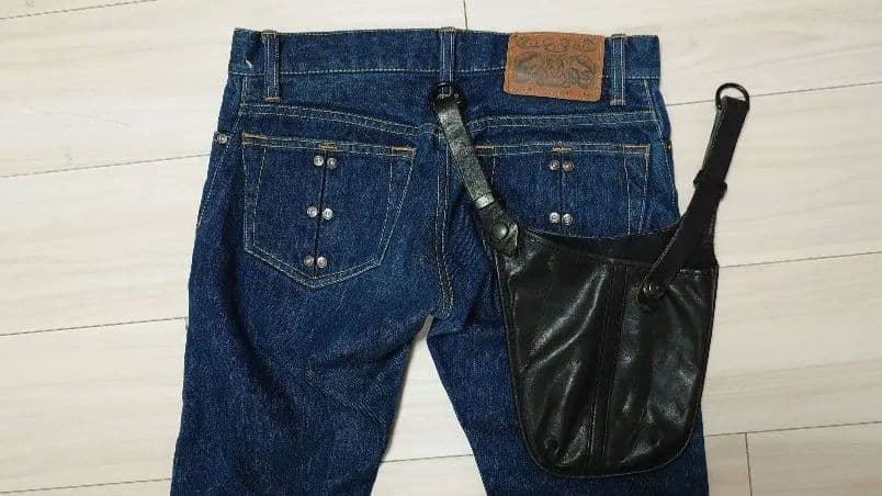 BACKLASH ブラックレザーウエストバッグ