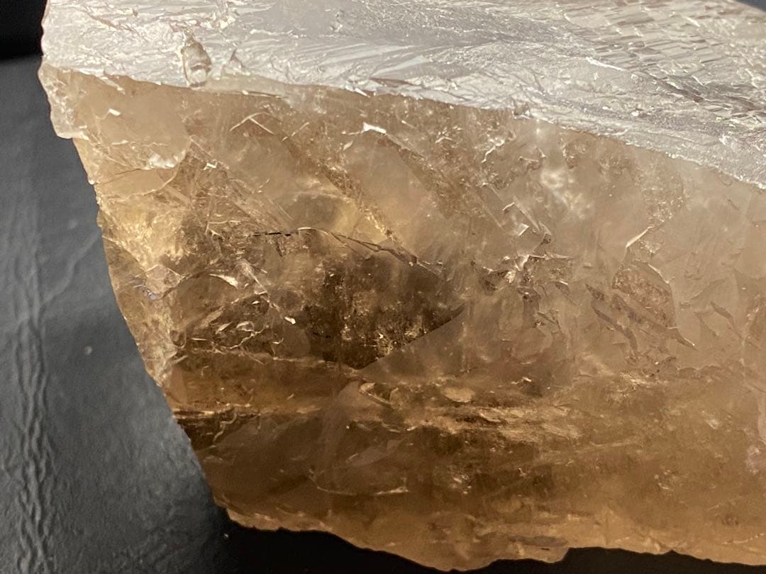 ザギ水晶　ザギマウンテンクォーツ　935g