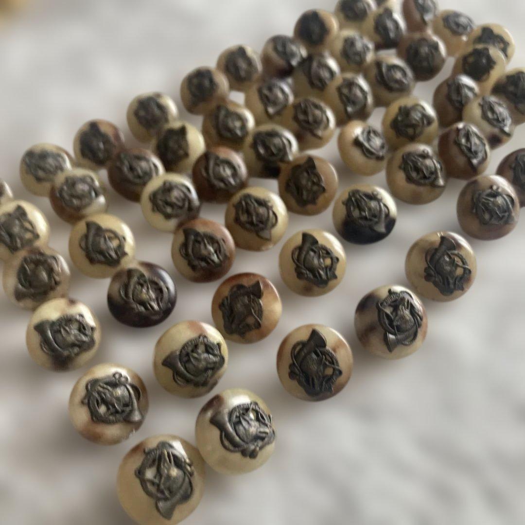 アンティーク風ボタン　1.25cm 60個