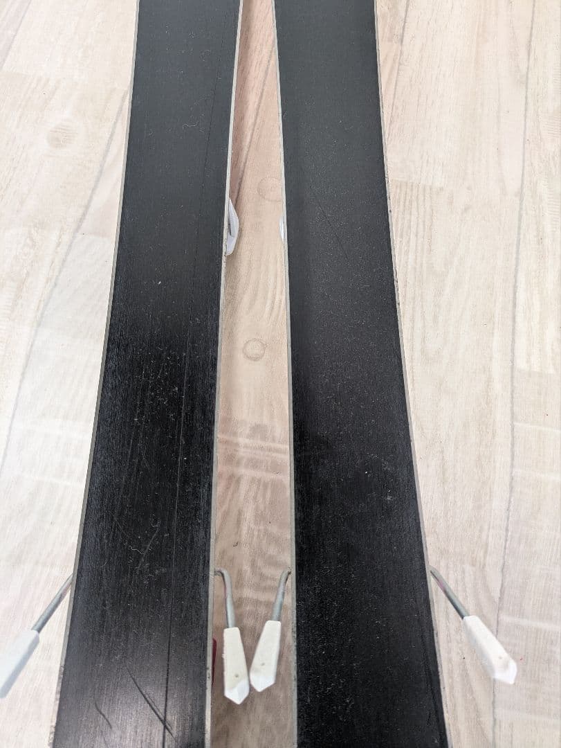 こねずみ　KAZAMA スキー板 ✕ 　ストック　セット