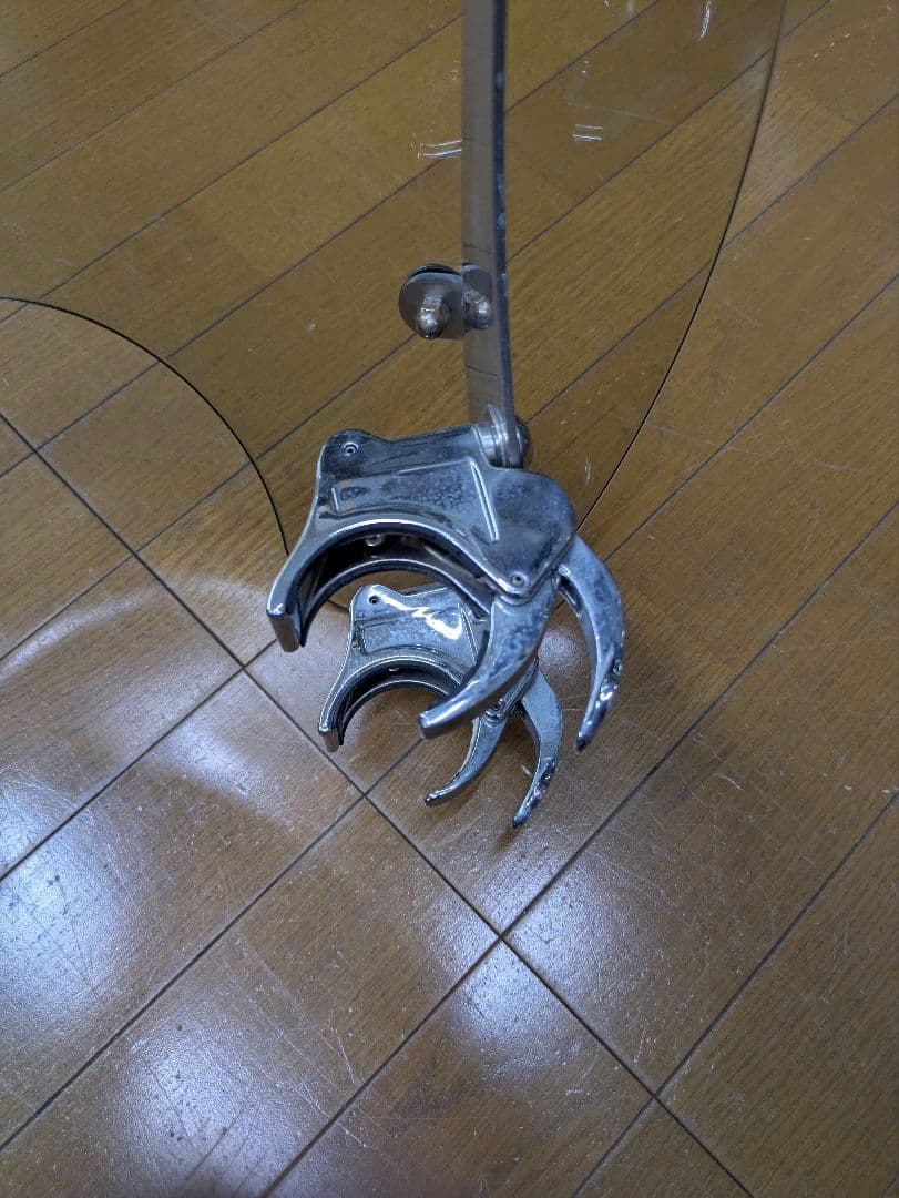 ハーレー純正　ウインドシールド　’０６以降FXDWG用　57301-06　鍵付き