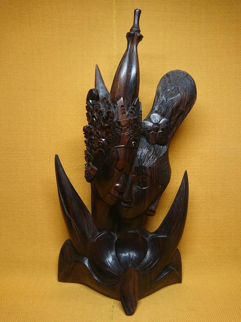 人形　木彫　彫像　オブジェ　置物　インテリア　工芸品　美術品　A1402