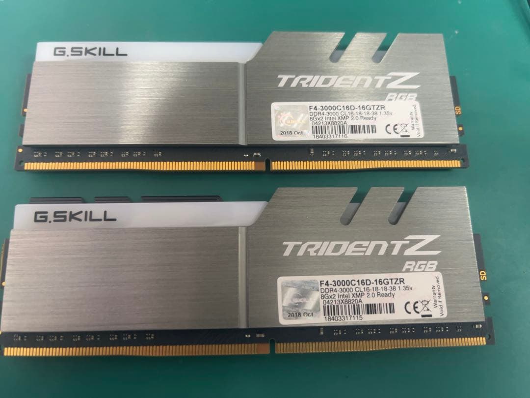 メモリー G.SKILL TRIDENT Z RGB DDR4 3000MHz 16GB