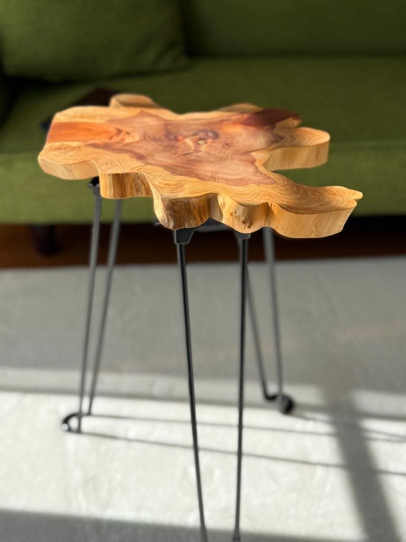 ミニ　コーヒーテーブル　サイドテーブル　天然木　カフェテーブル(k005)