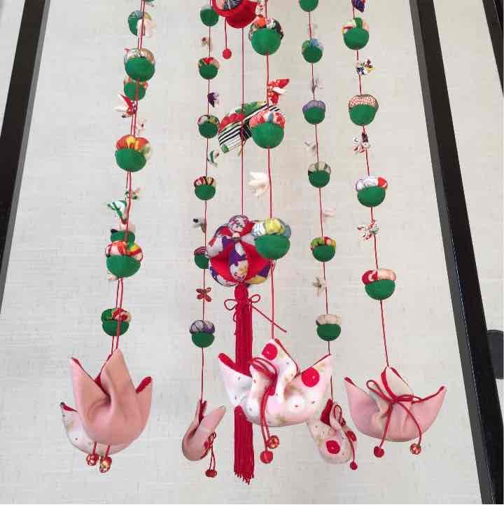 つるし雛 緑多め