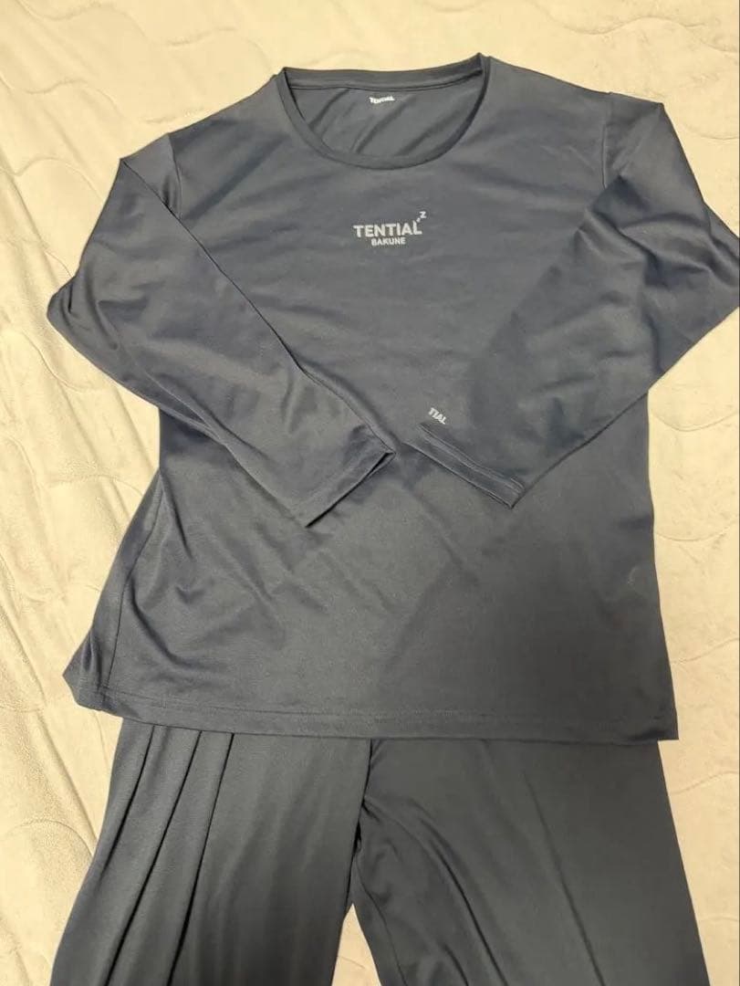 美品　BAKUNE Dry Women's リカバリーウェア 長袖 長ズボン