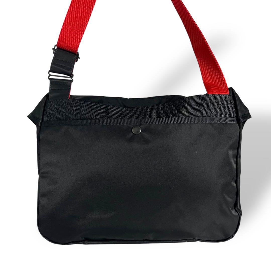 【極美品】ポーター　PORTER メッセンジャー　バッグ　ショルダー　ILS 黒